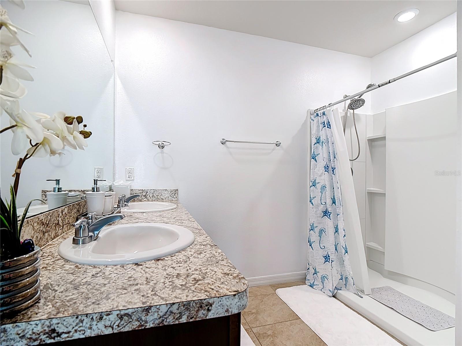 Image 19 of 31 For 241 Meadowbrook Boulevard