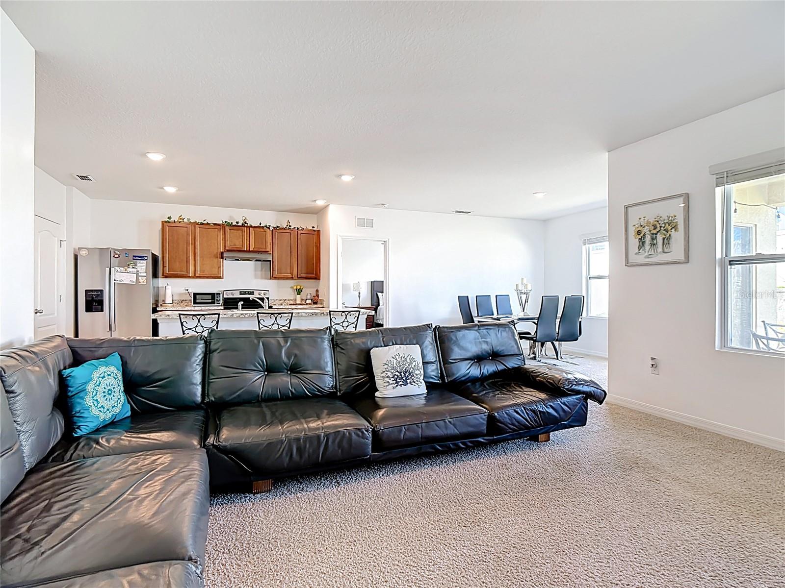 Image 7 of 31 For 241 Meadowbrook Boulevard