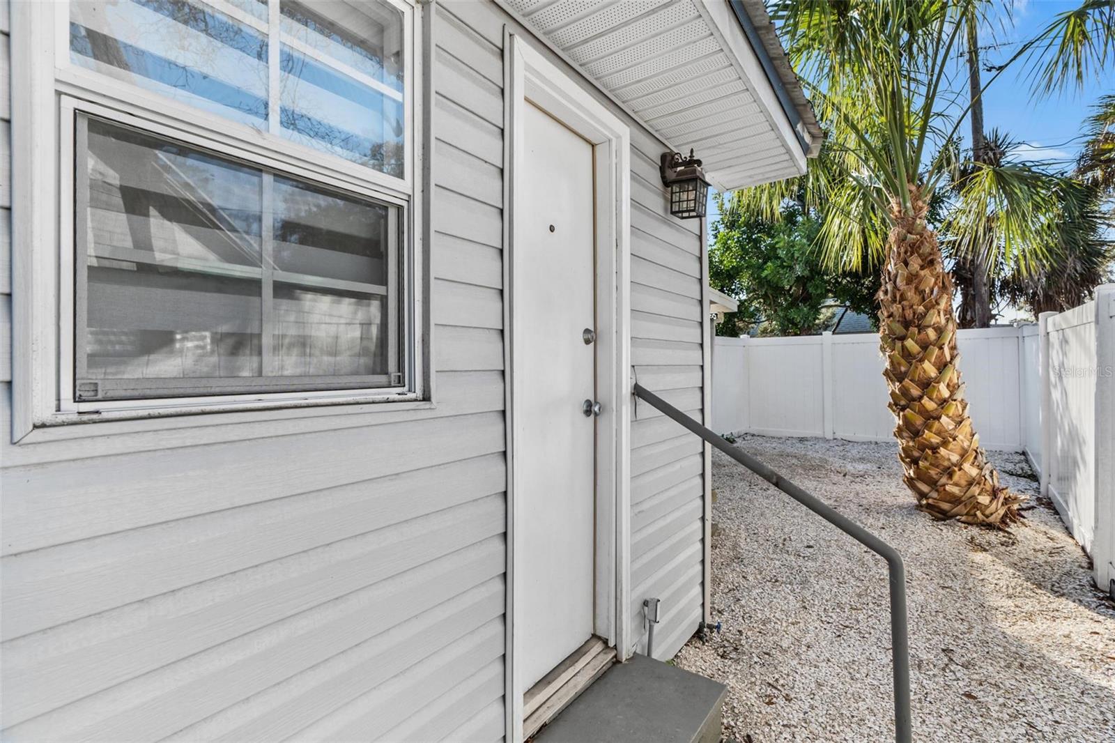 Image 18 of 28 For 7799 46th Ave N
