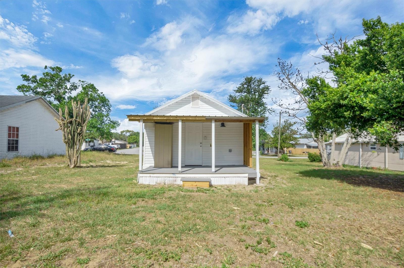 Image 18 of 21 For 209 Piney Avenue