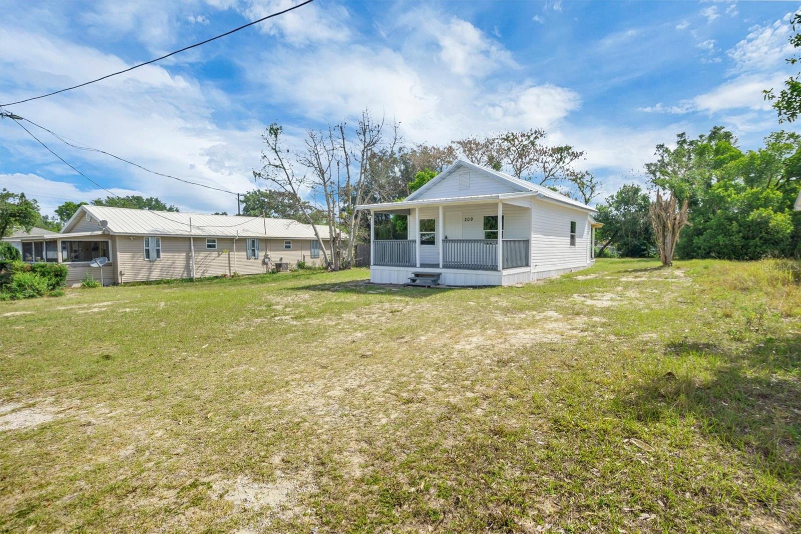 Image 3 of 21 For 209 Piney Avenue