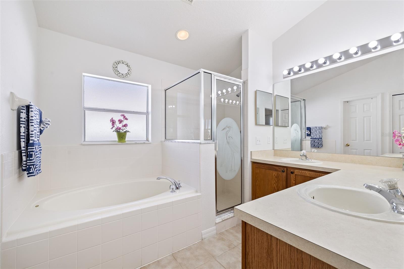 Image 13 of 47 For 2752 Barclay Lane