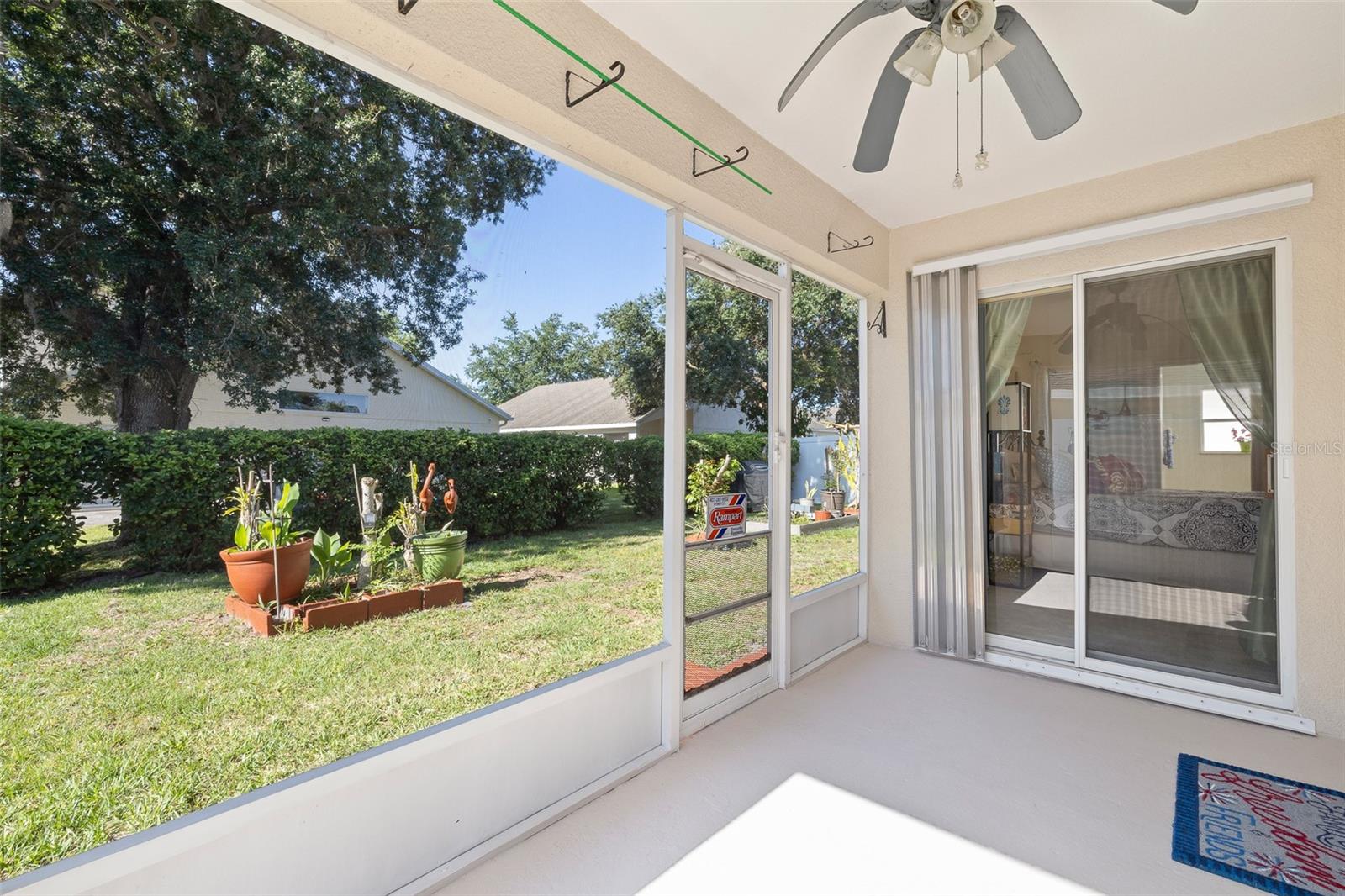 Image 36 of 47 For 2752 Barclay Lane