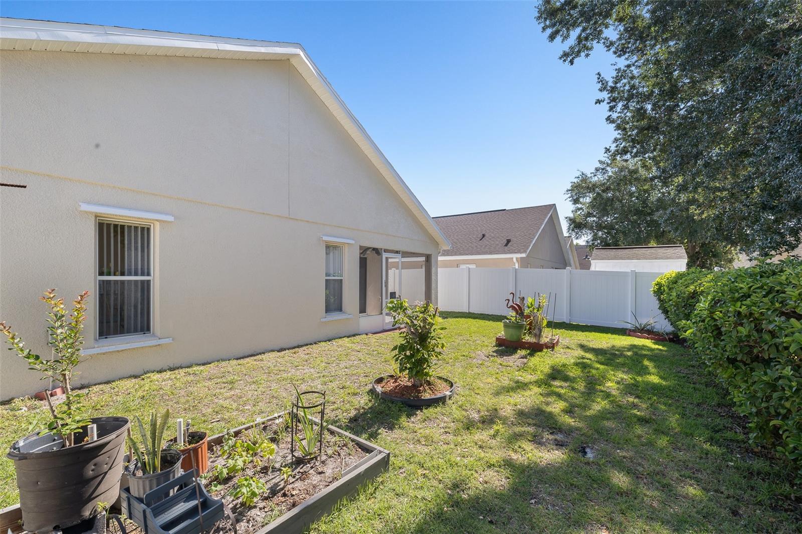 Image 40 of 47 For 2752 Barclay Lane