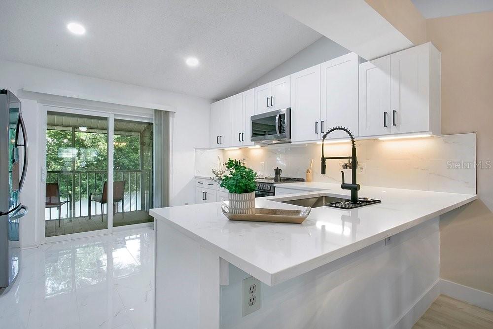 Image 11 of 32 For 5449 Lake Margaret Drive 86