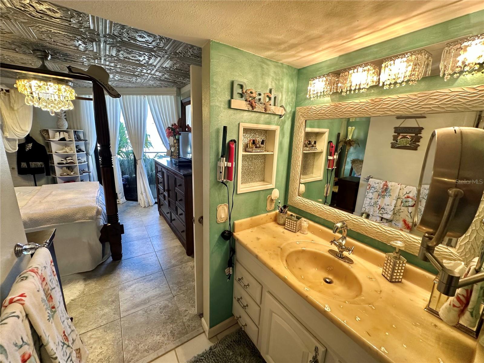 Image 18 of 80 For 6009 Sea Ranch Drive 108