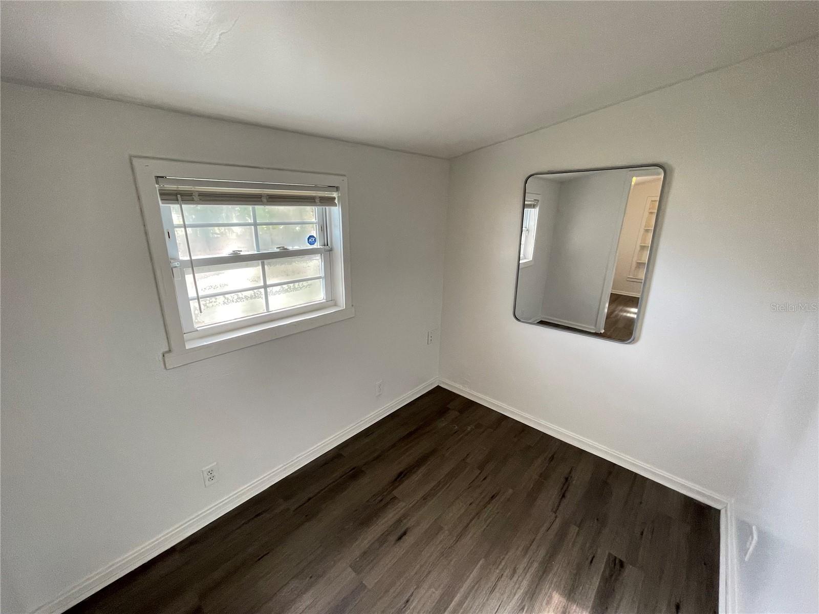 Image 12 of 20 For 1022 Oregon Avenue