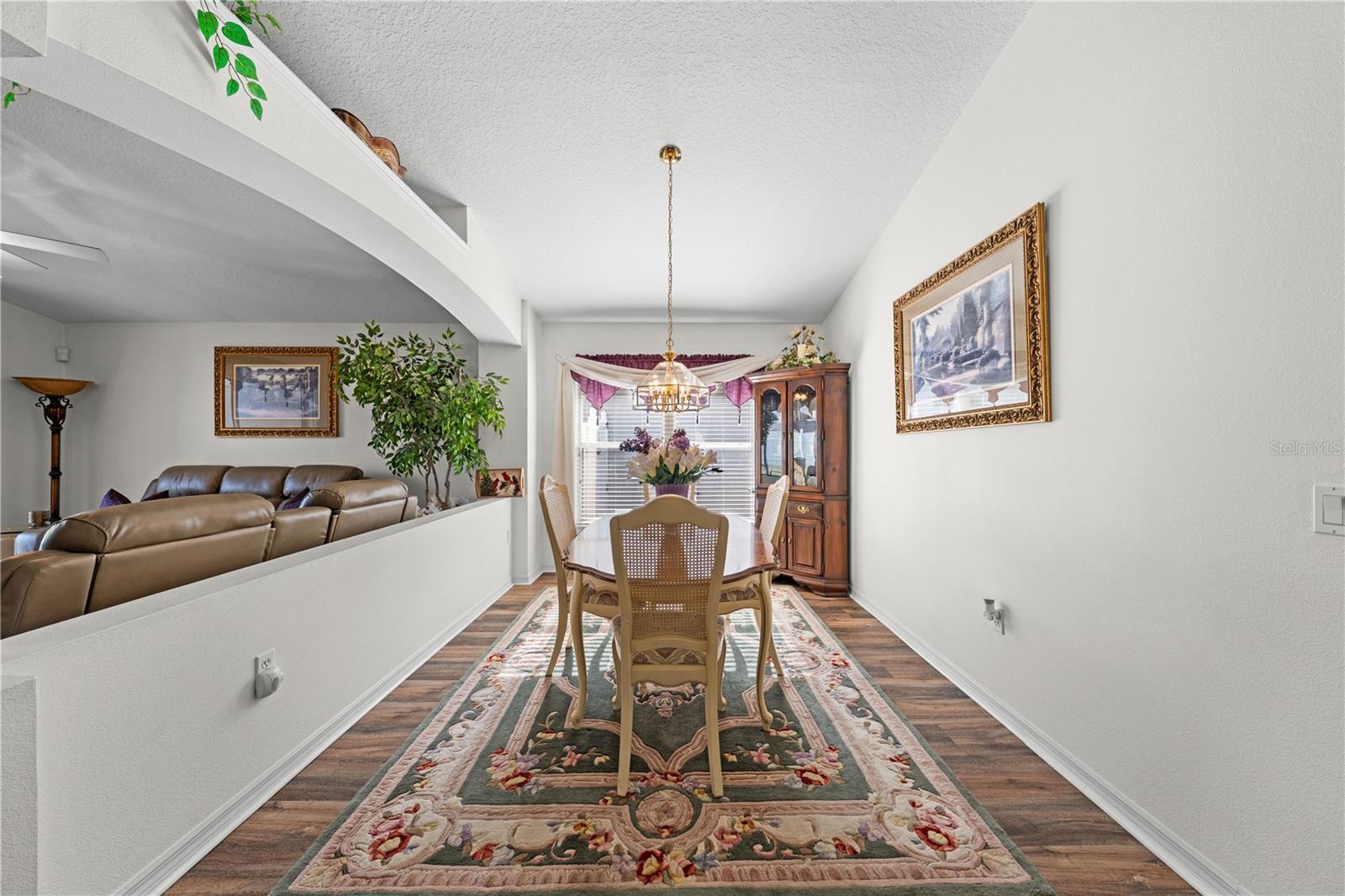 Image 14 of 68 For 2513 Crown Ridge Circle