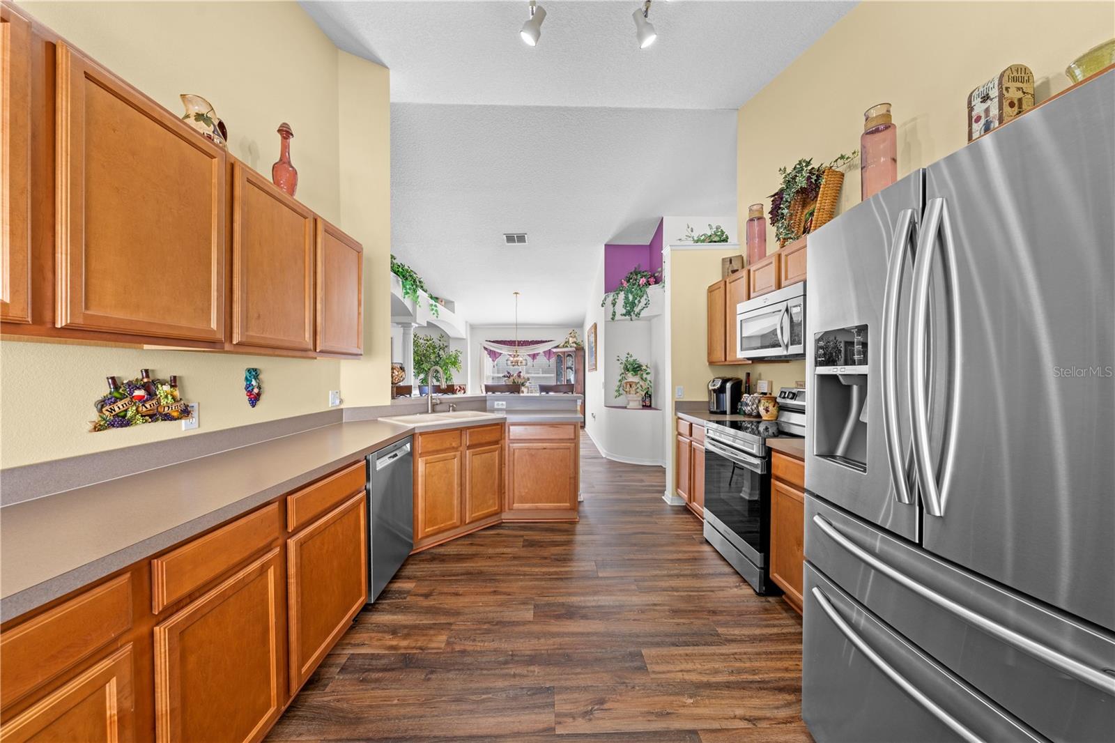 Image 16 of 68 For 2513 Crown Ridge Circle