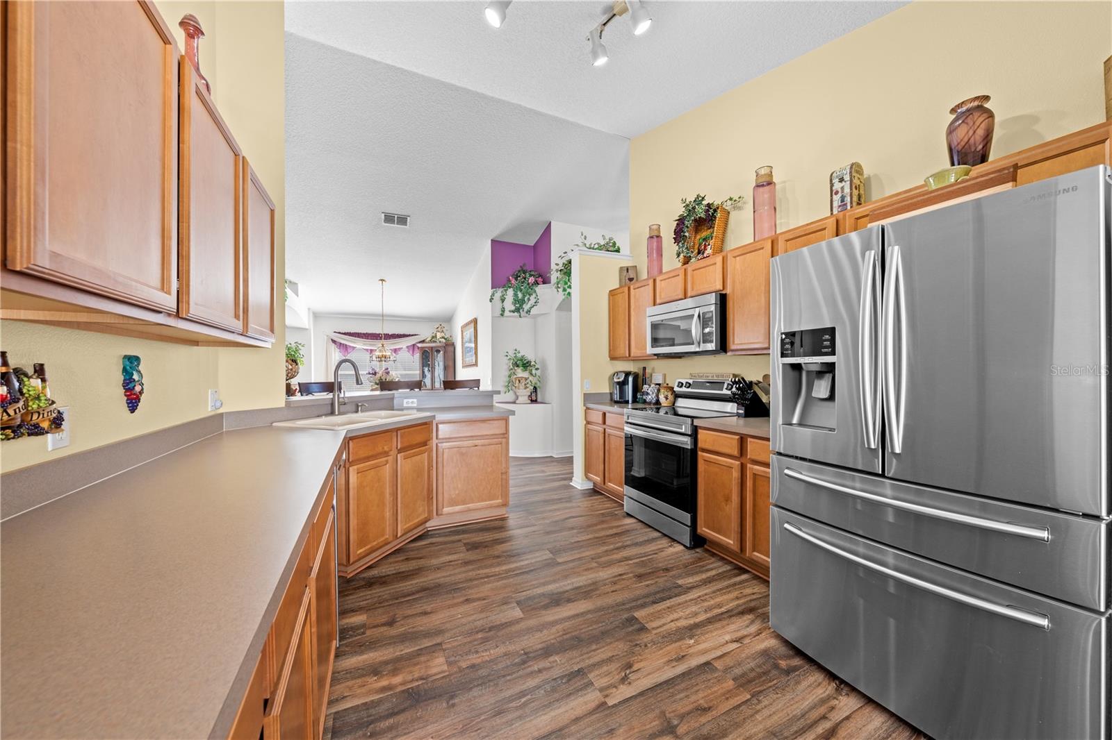 Image 21 of 68 For 2513 Crown Ridge Circle