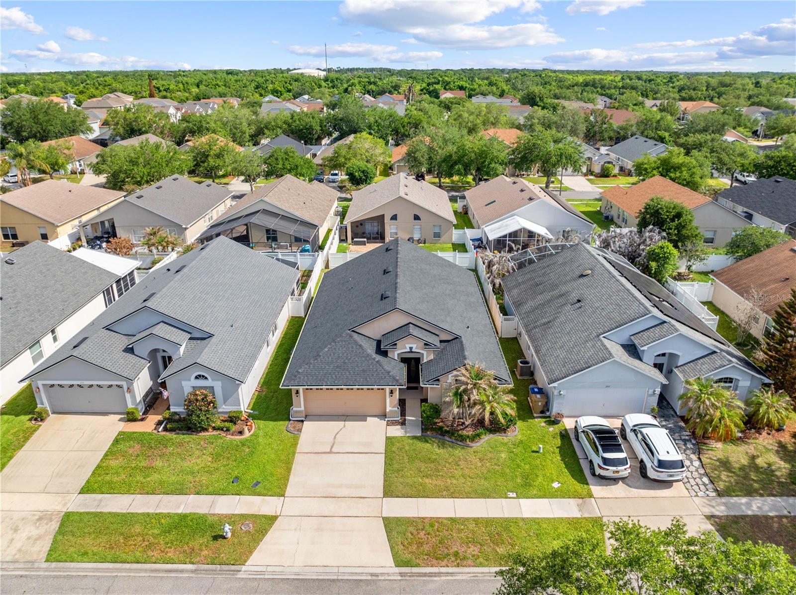 Image 25 of 68 For 2513 Crown Ridge Circle
