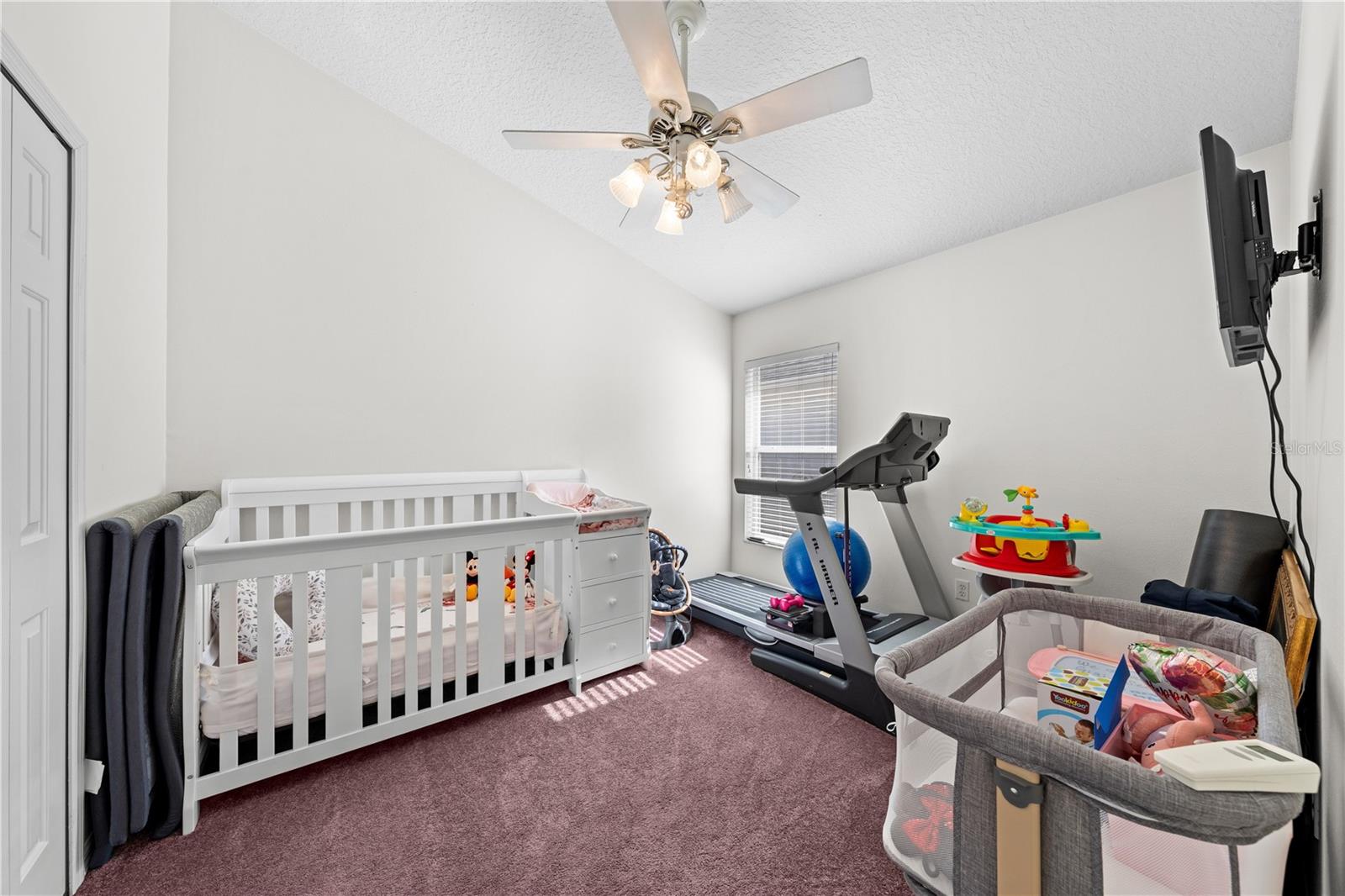 Image 30 of 68 For 2513 Crown Ridge Circle