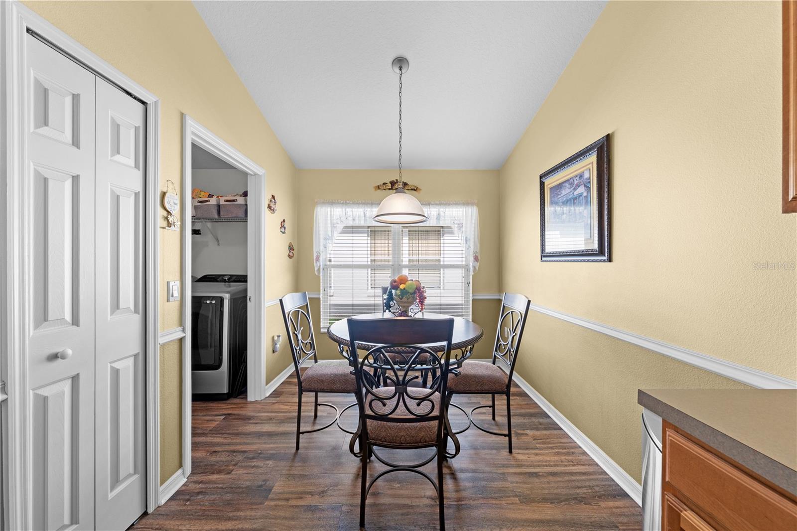 Image 37 of 68 For 2513 Crown Ridge Circle
