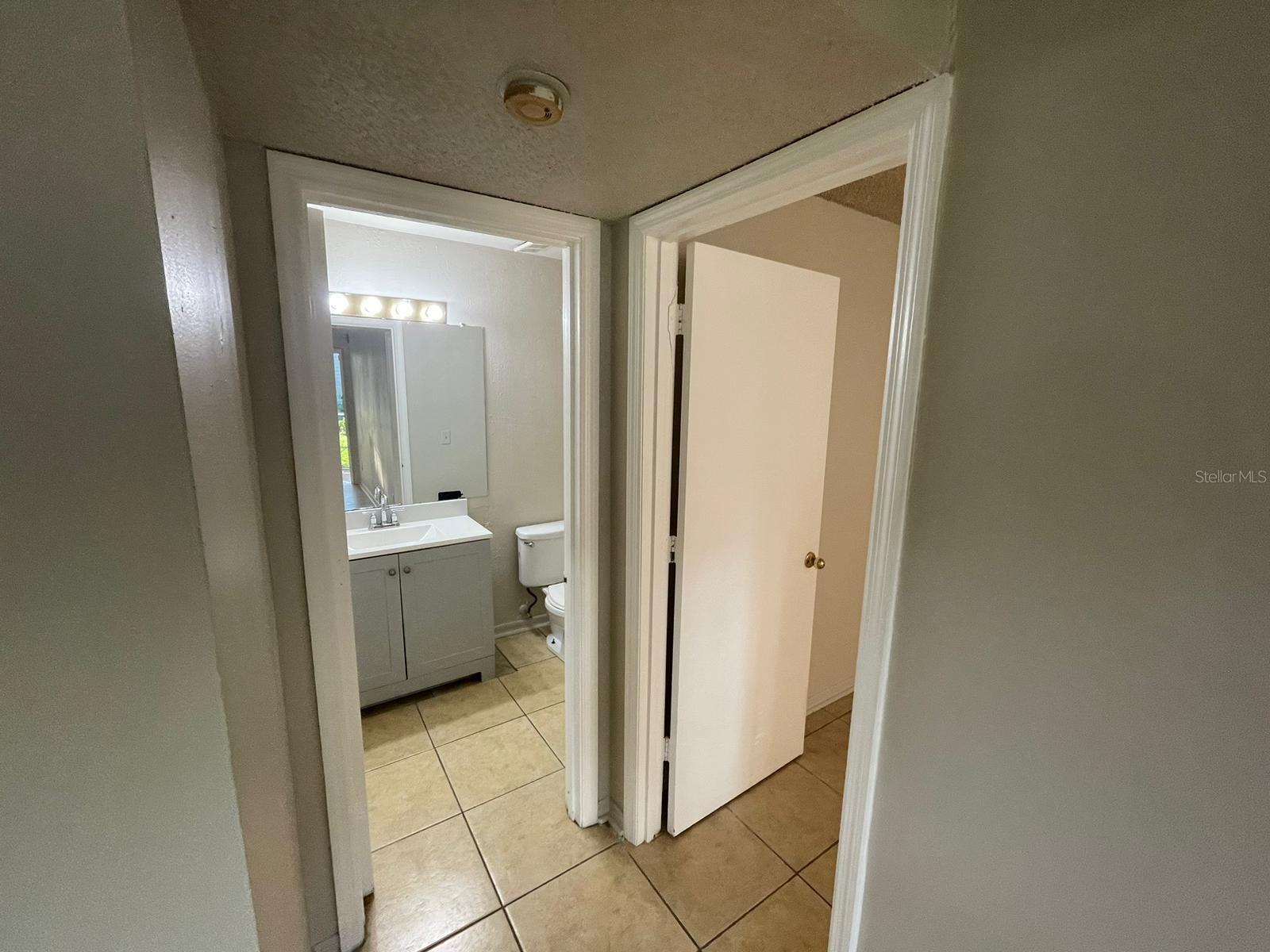 Image 20 of 28 For 6100 Westgate Drive  103