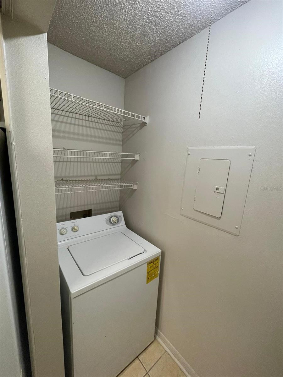 Image 21 of 28 For 6100 Westgate Drive  103