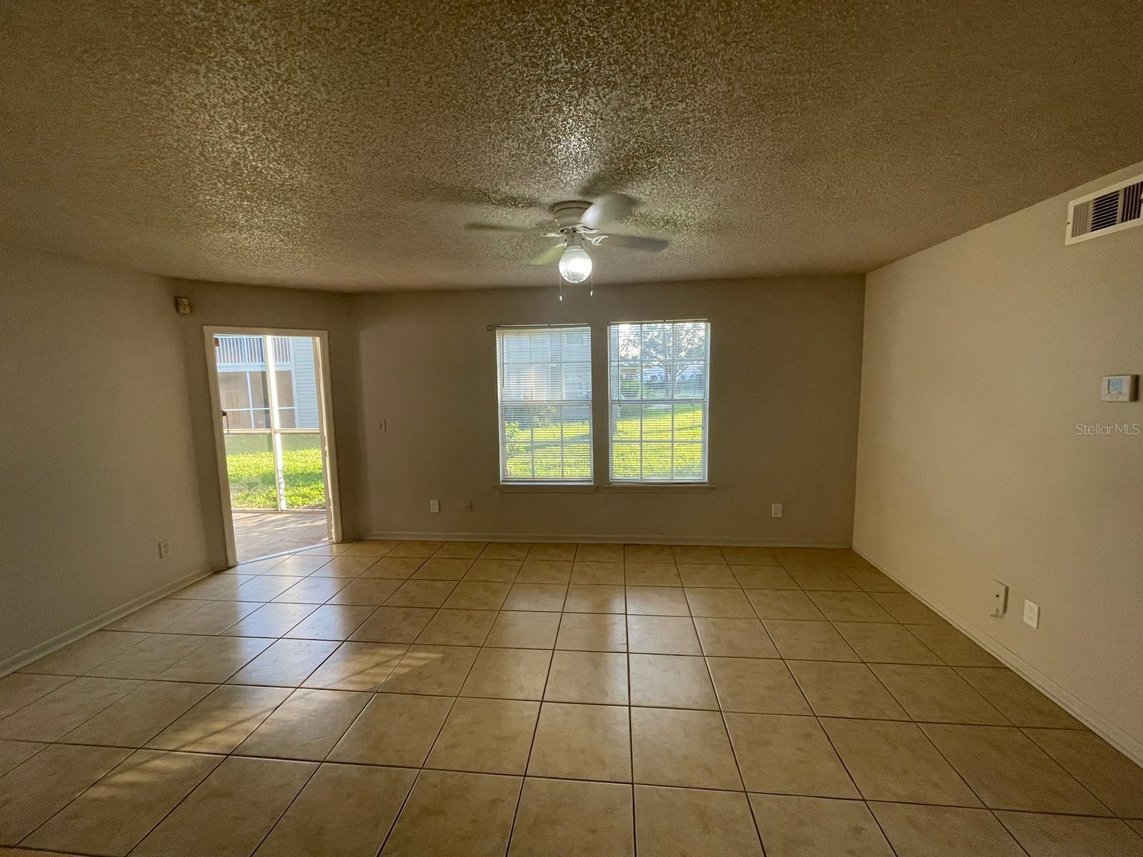 Image 6 of 28 For 6100 Westgate Drive  103