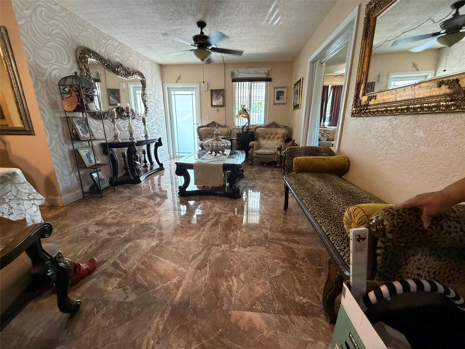 Image 15 of 32 For 131 39th Street