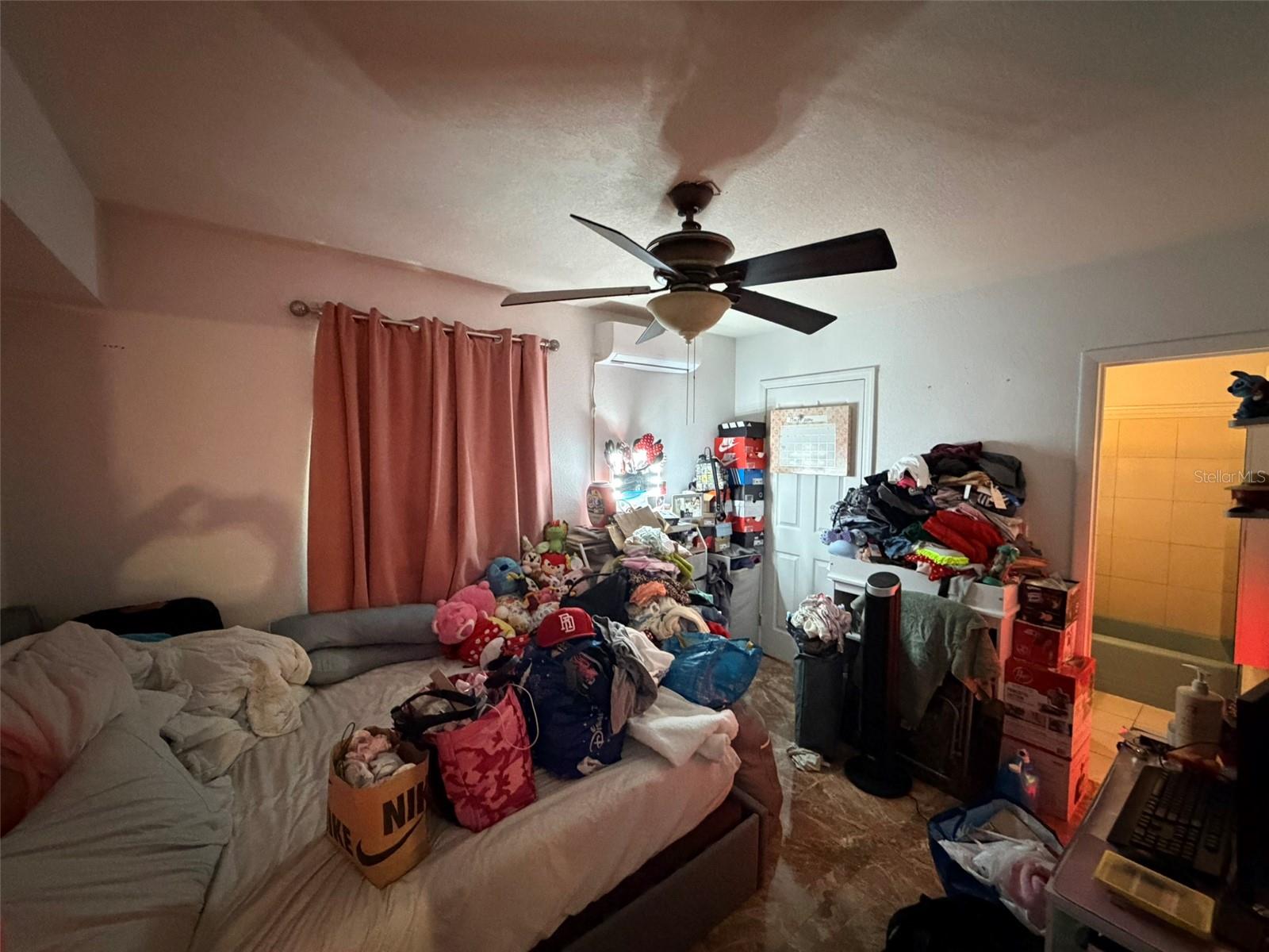 Image 16 of 32 For 131 39th Street