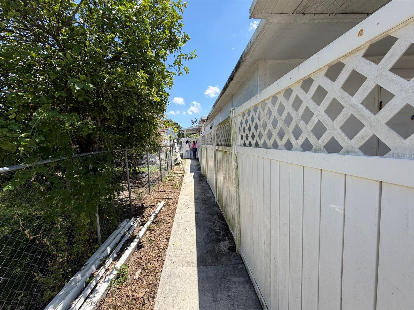 Image 32 of 32 For 131 39th Street