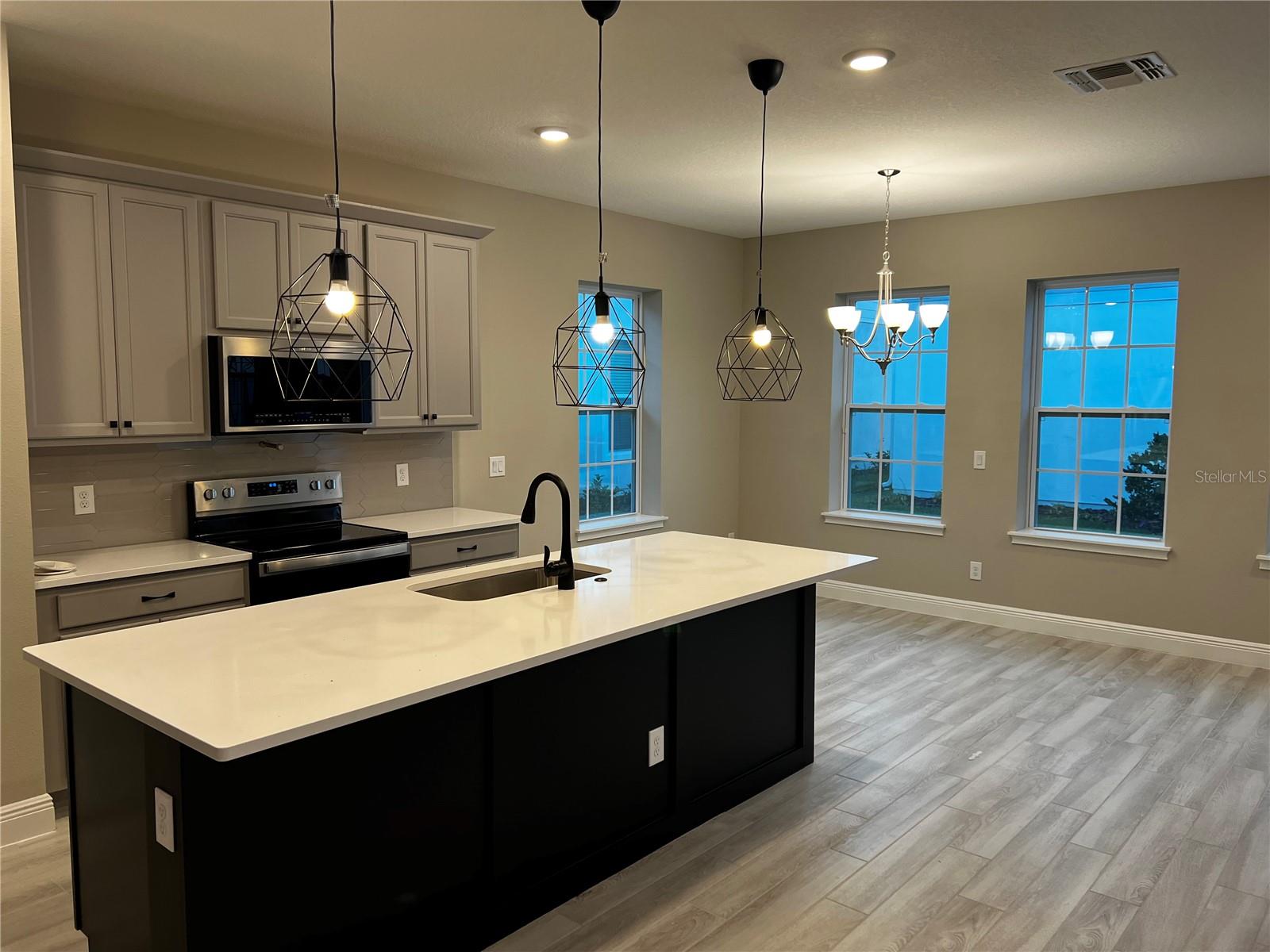 Image 10 of 64 For 7805 Nemours Parkway