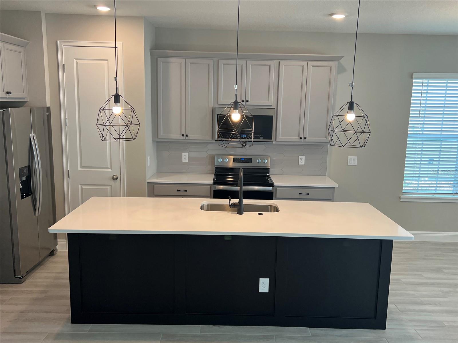 Image 14 of 64 For 7805 Nemours Parkway