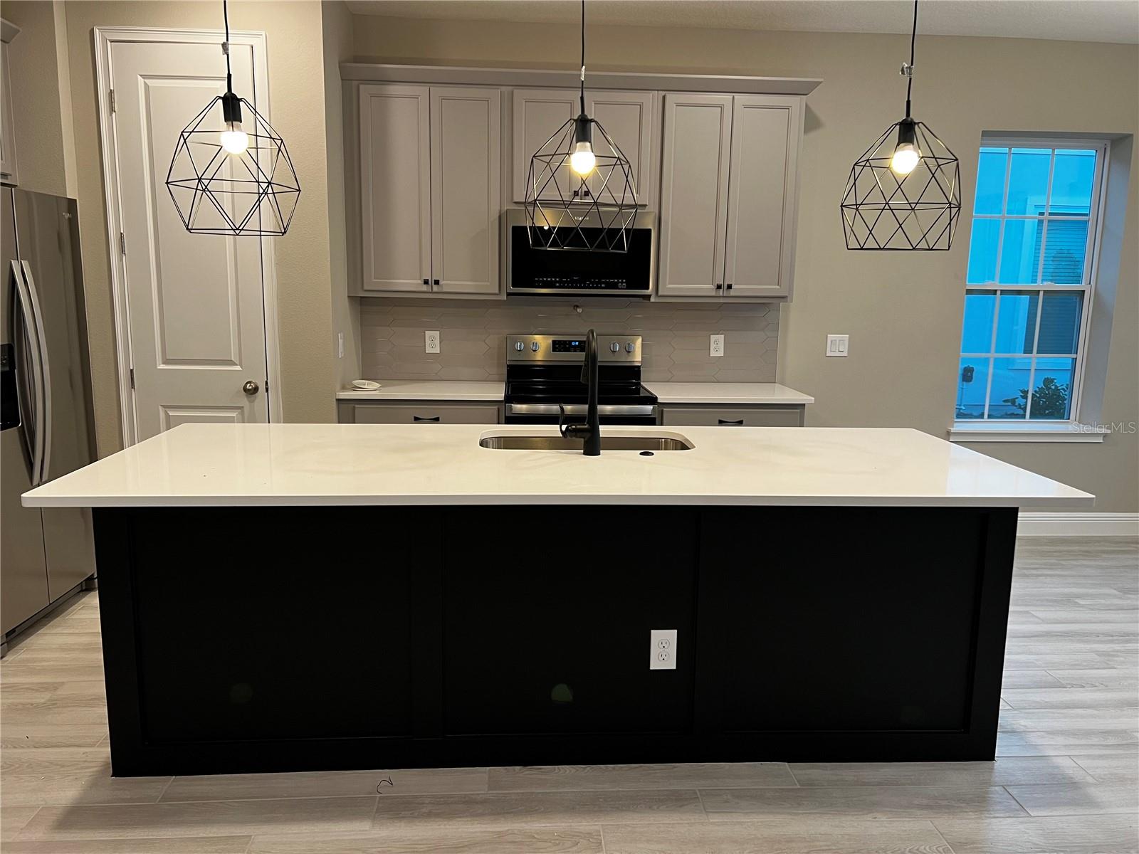 Image 9 of 64 For 7805 Nemours Parkway