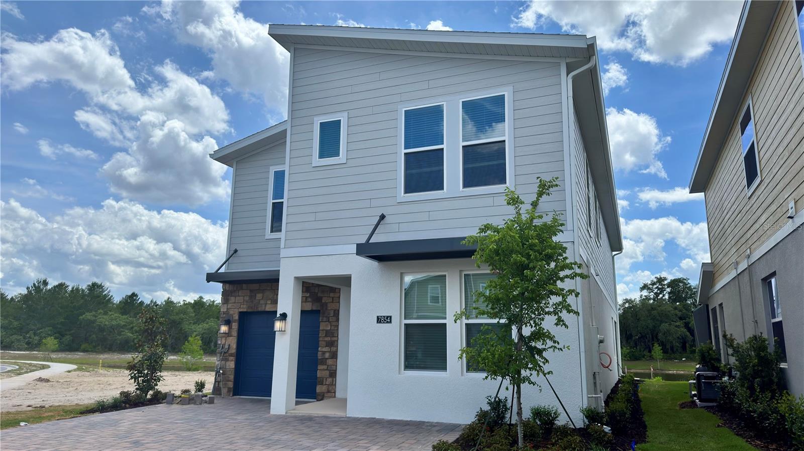 Image 3 of 48 For 7854 Poplin Street