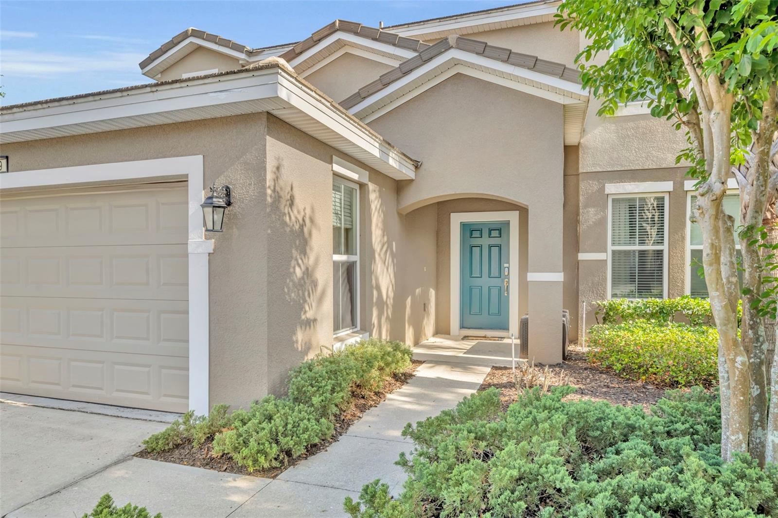 Image 3 of 72 For 4209 Oakview Drive