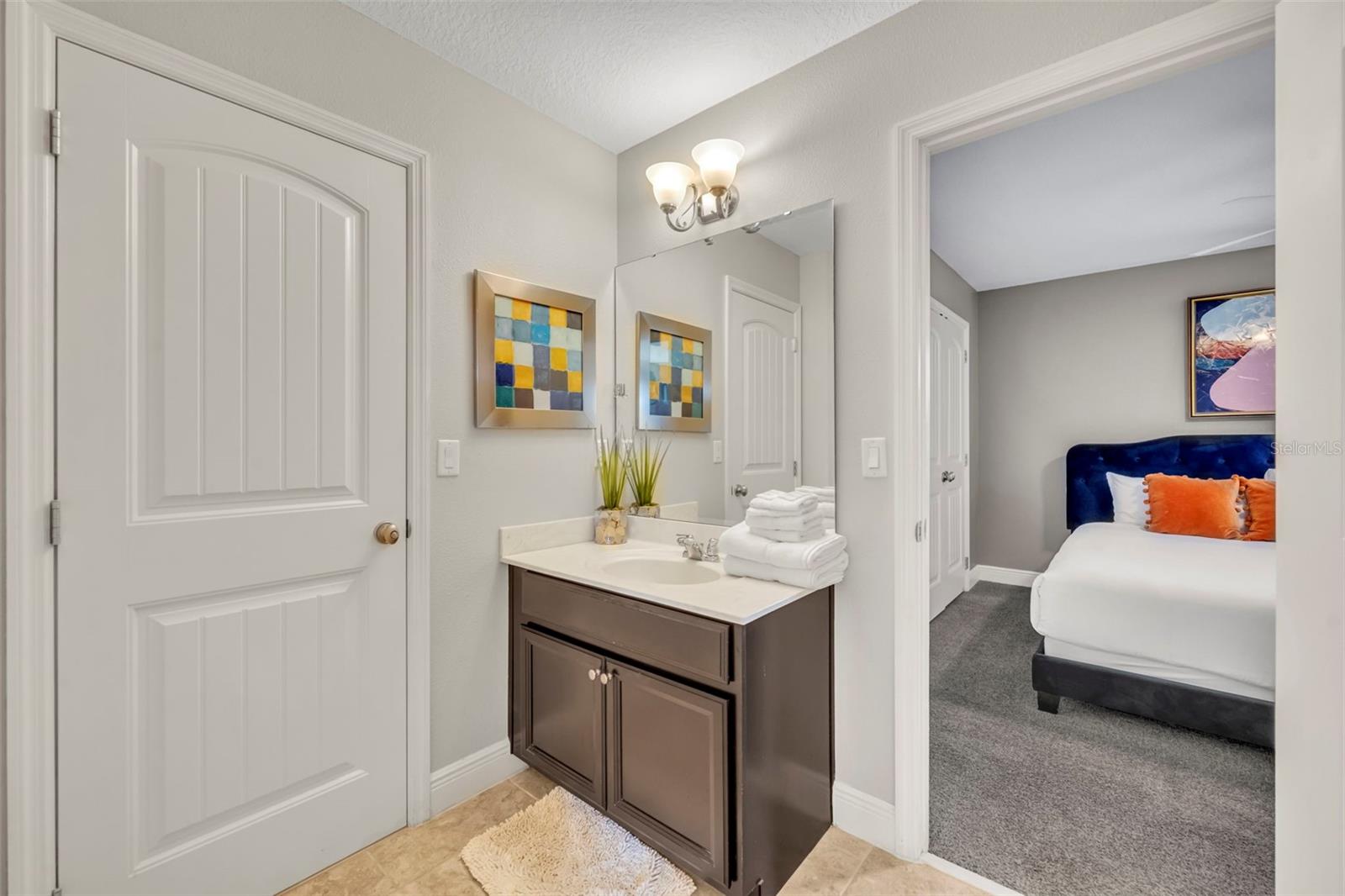 Image 31 of 72 For 4209 Oakview Drive
