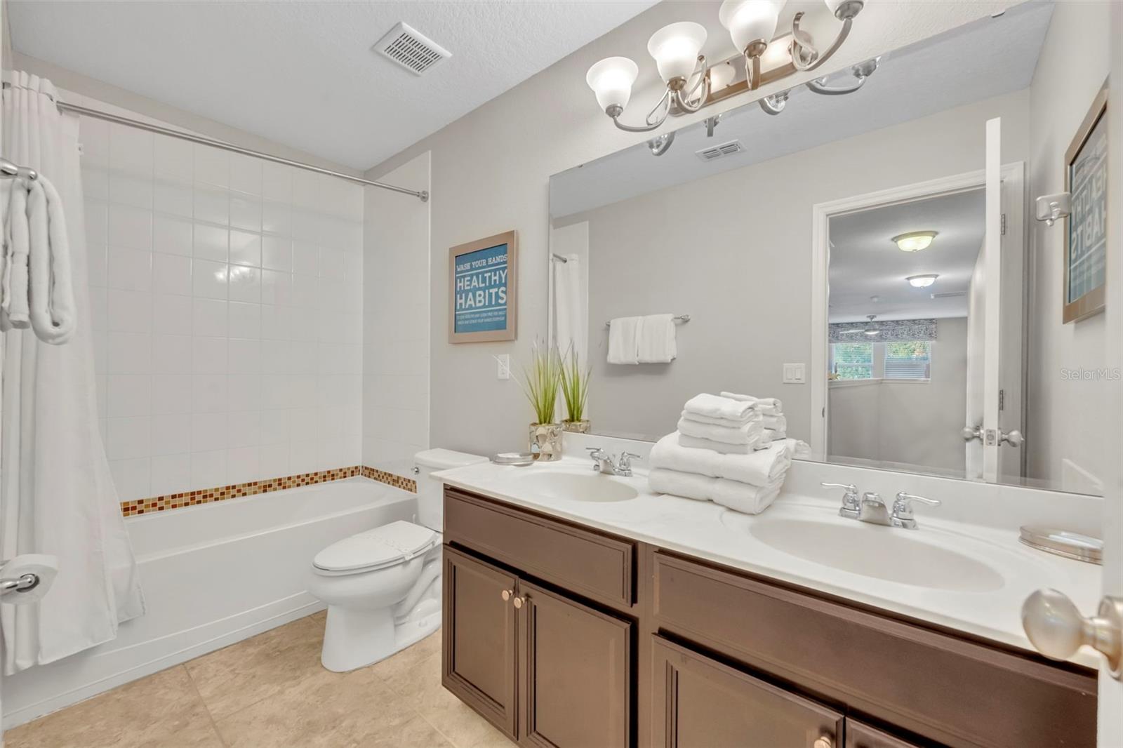 Image 37 of 72 For 4209 Oakview Drive
