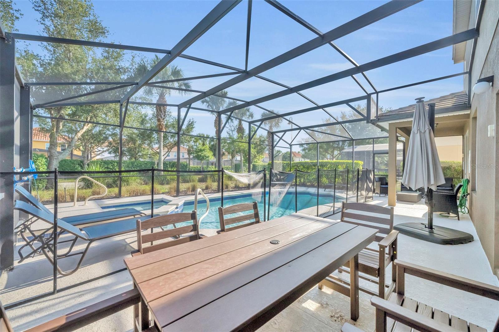 Image 42 of 72 For 4209 Oakview Drive