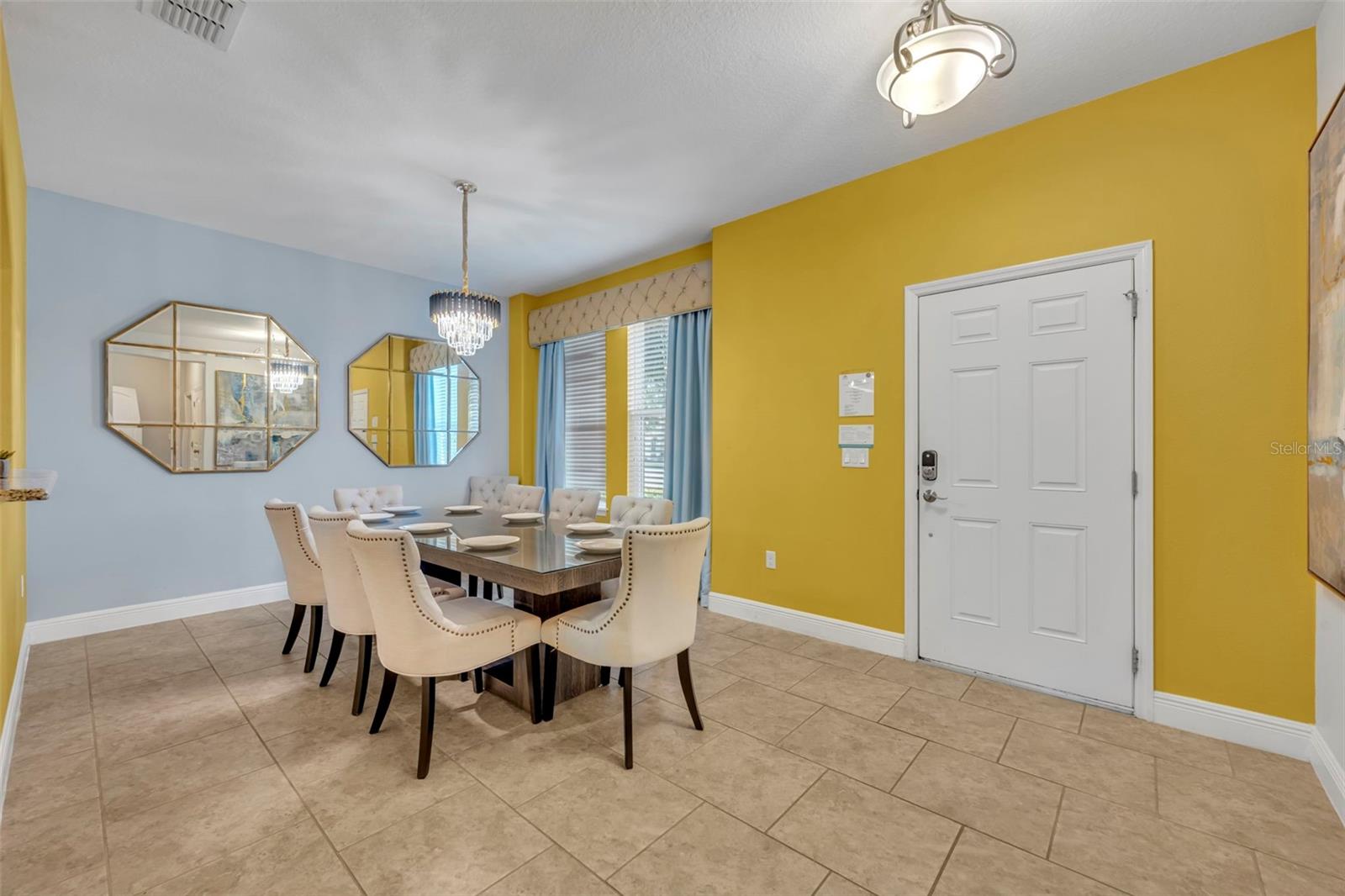 Image 5 of 72 For 4209 Oakview Drive