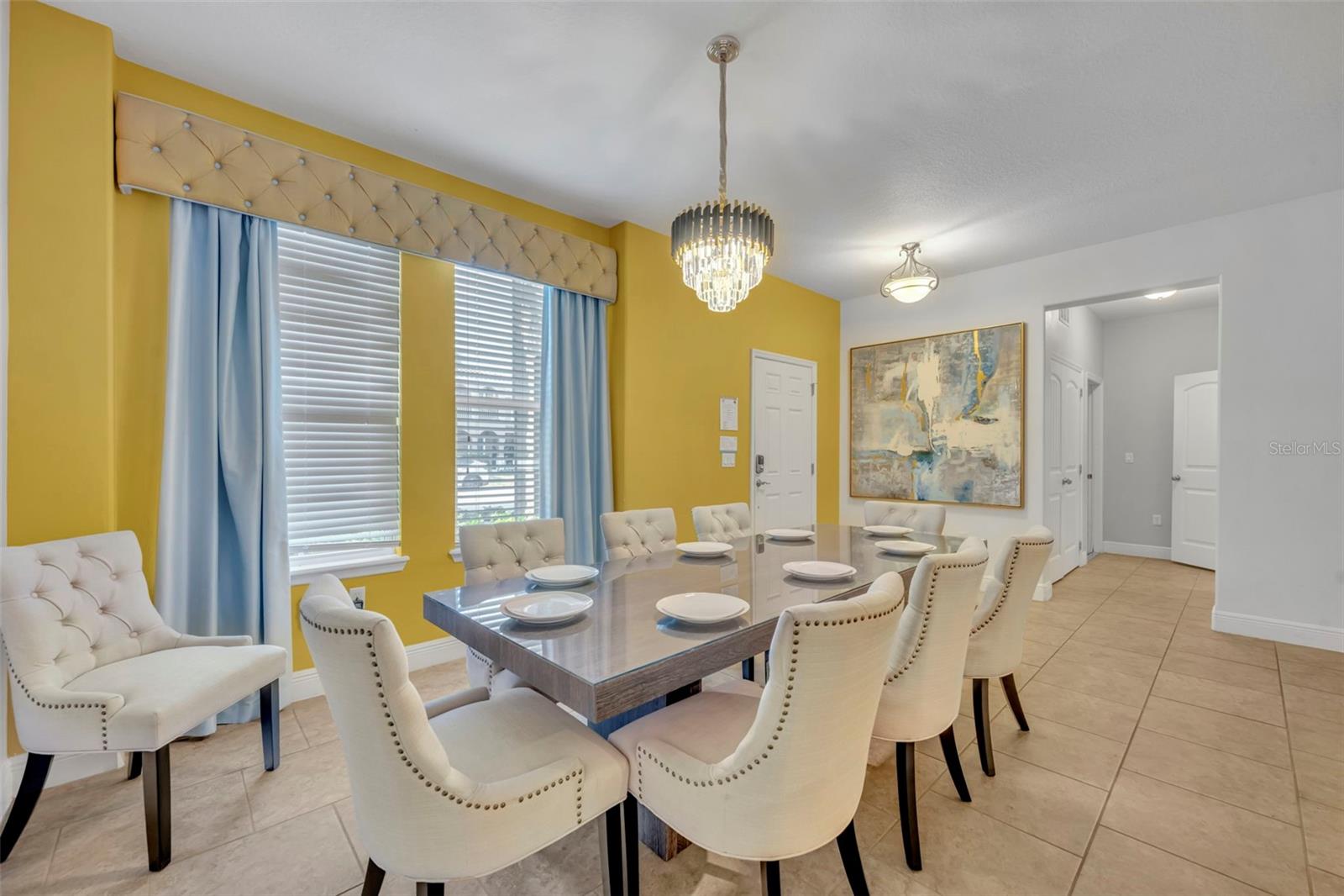 Image 6 of 72 For 4209 Oakview Drive