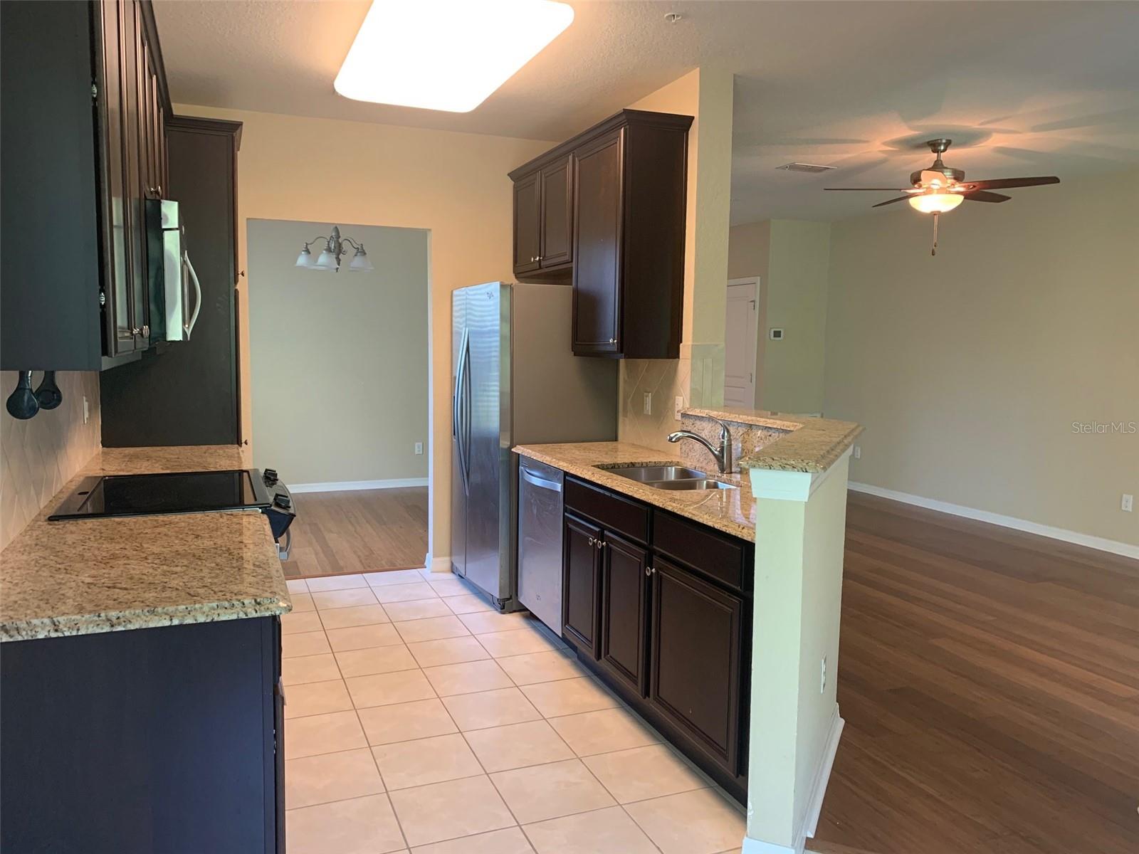 Image 3 of 11 For 8363 Bella Tierra Ct
