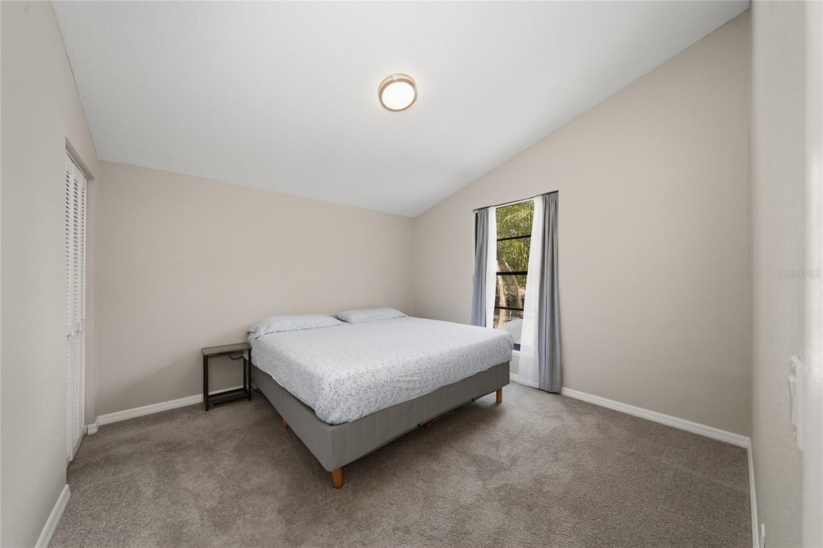 Image 21 of 41 For 357 Ridgewood Street