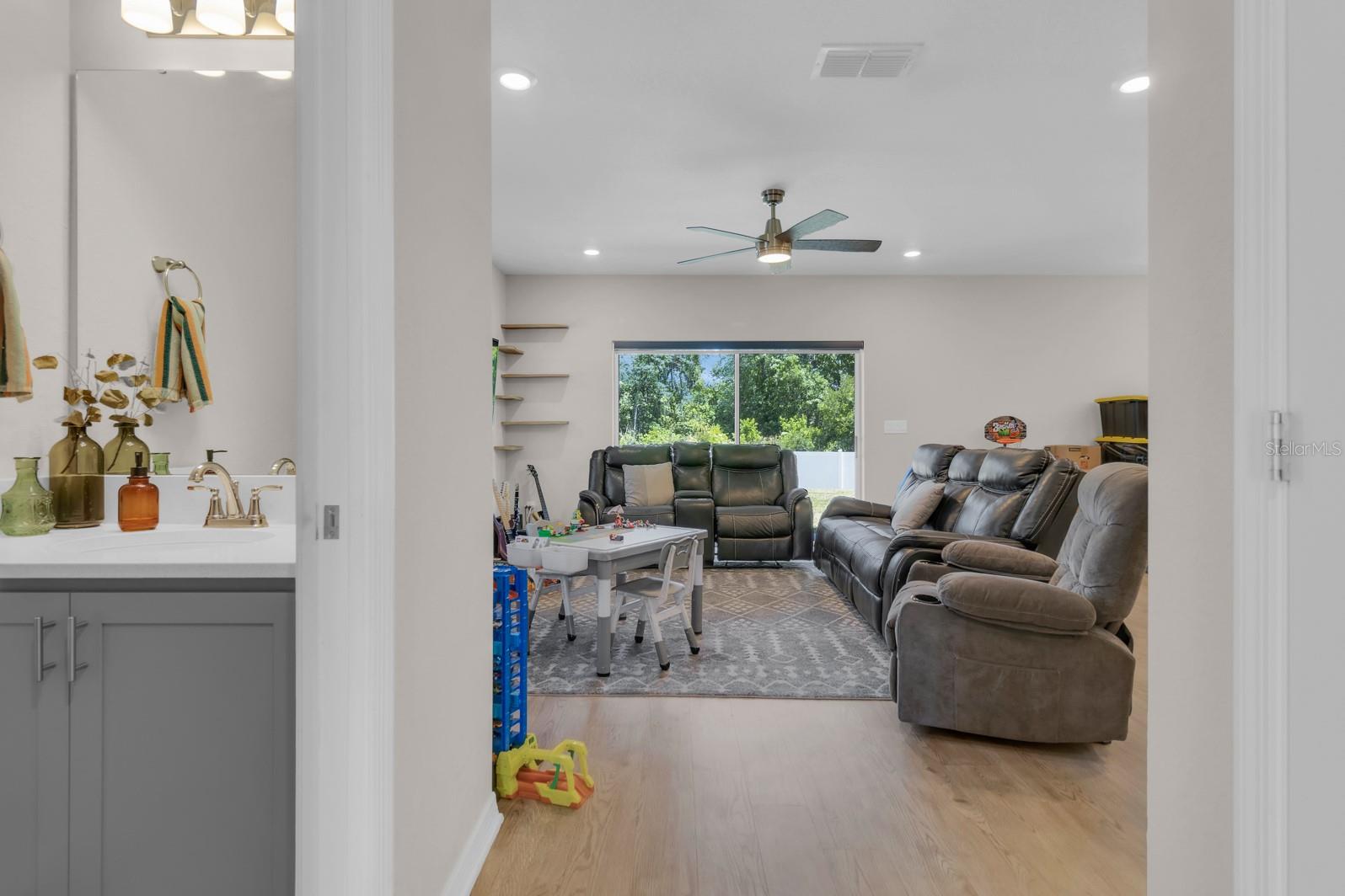 Image 11 of 42 For 5533 Vigo Loop