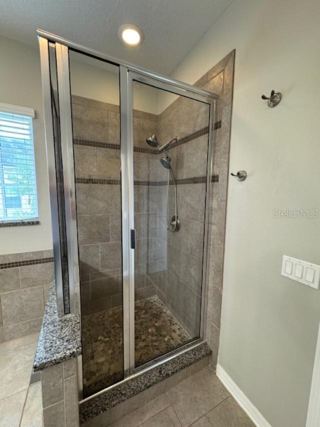 Listing photo id 20 for 1432 Resolute Street