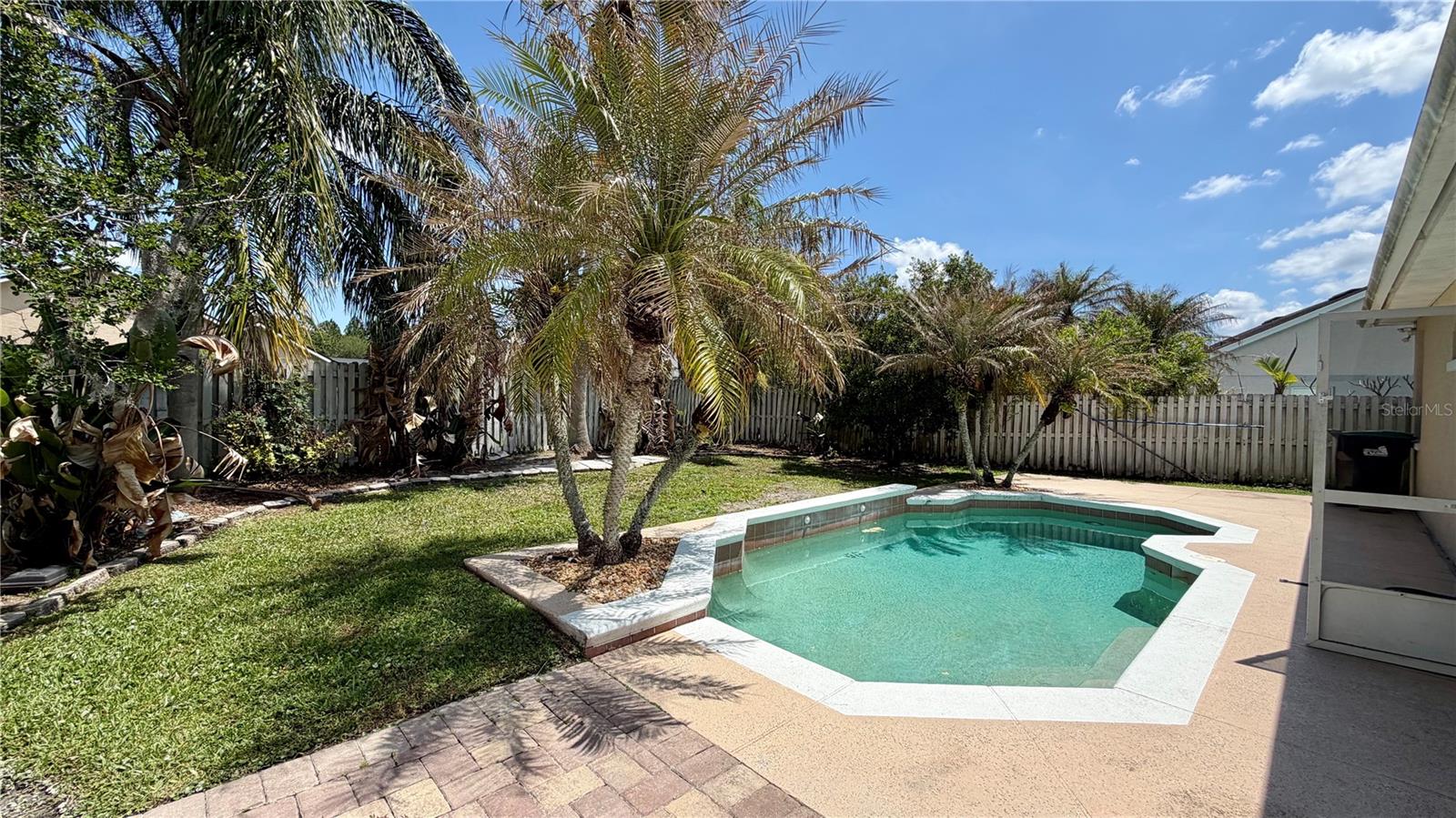 Image 14 of 36 For 4860 Chalfont Drive
