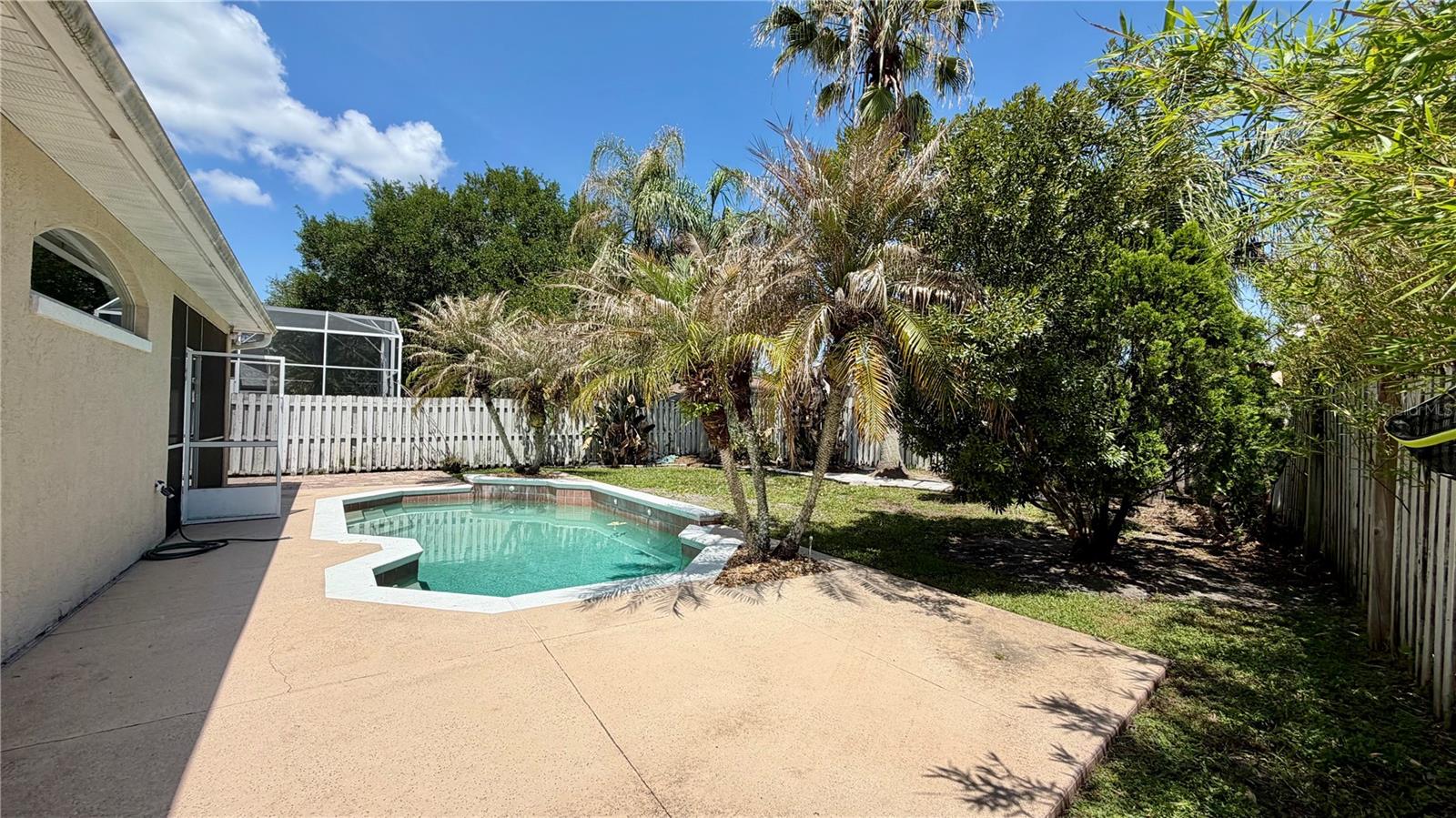Image 18 of 36 For 4860 Chalfont Drive