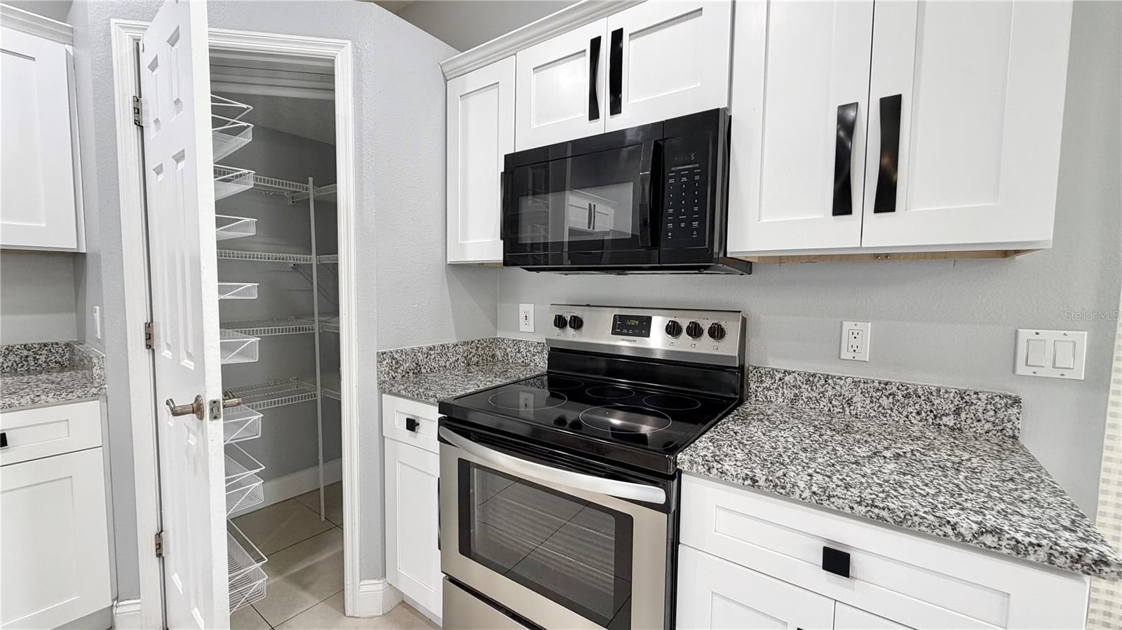 Image 4 of 36 For 4860 Chalfont Drive