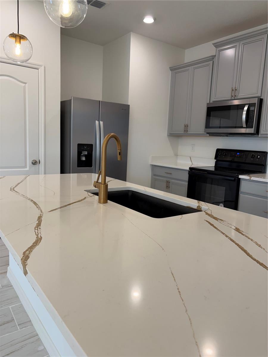 Details for 279 Sunfish Drive Drive, WINTER HAVEN, FL 33881