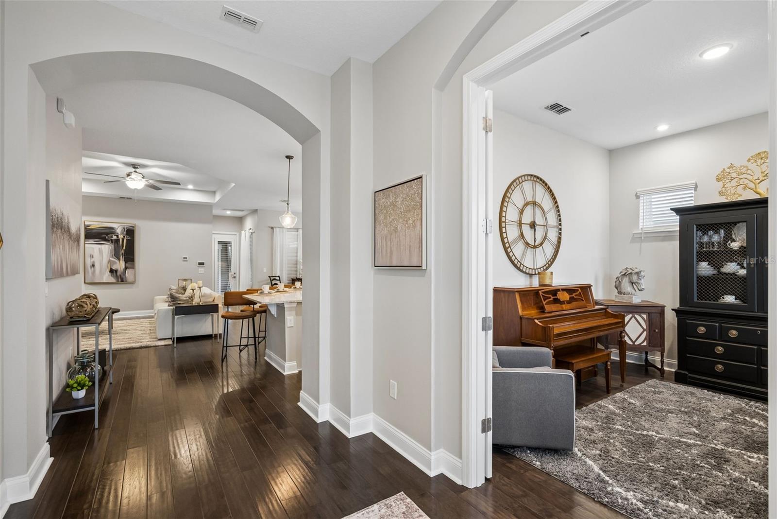 Image 3 of 33 For 13308 Stoddart Avenue