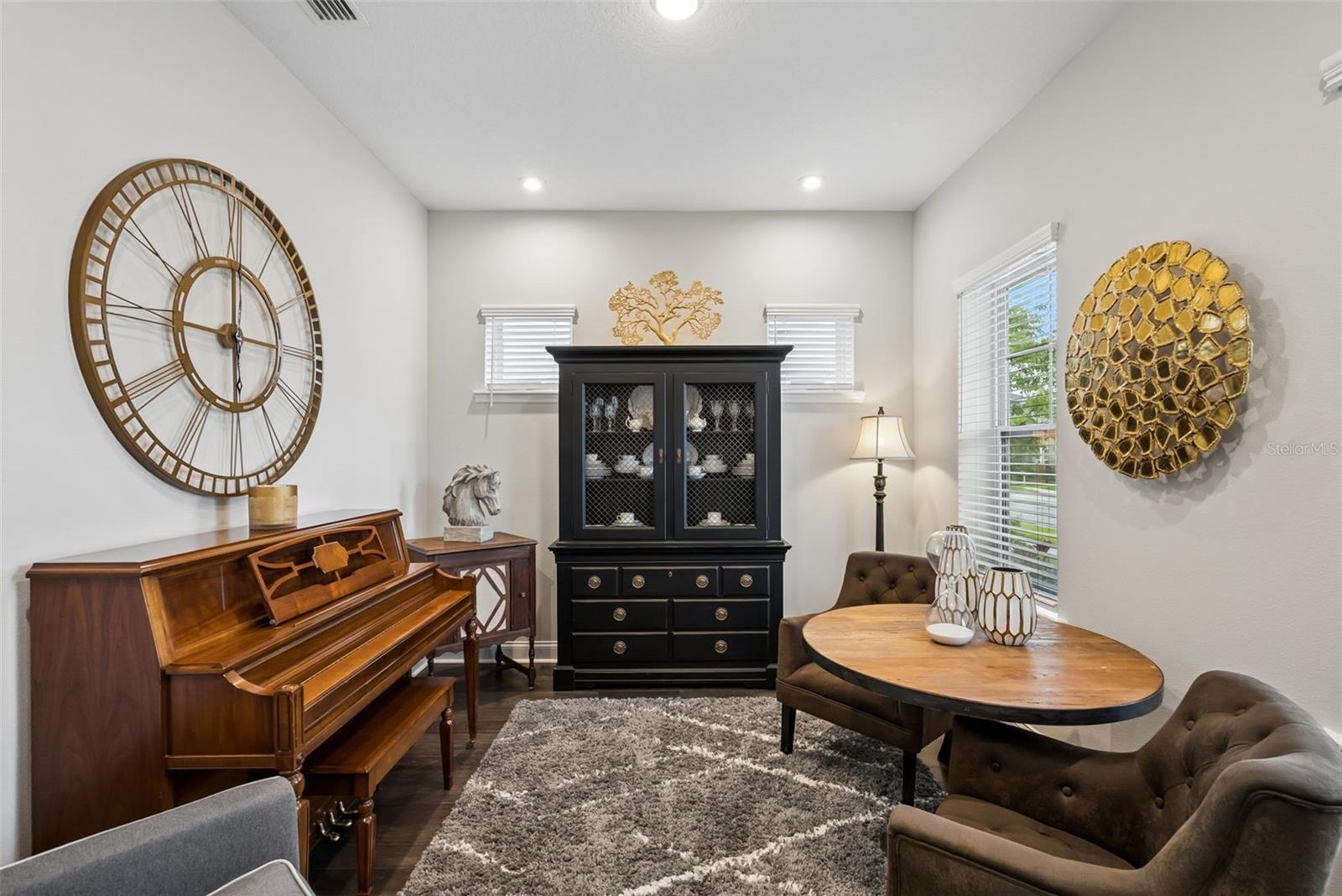 Image 4 of 33 For 13308 Stoddart Avenue