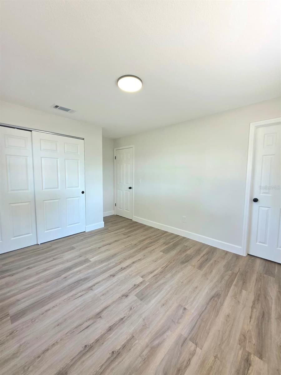 Image 22 of 27 For 1125 Pollyanna Drive