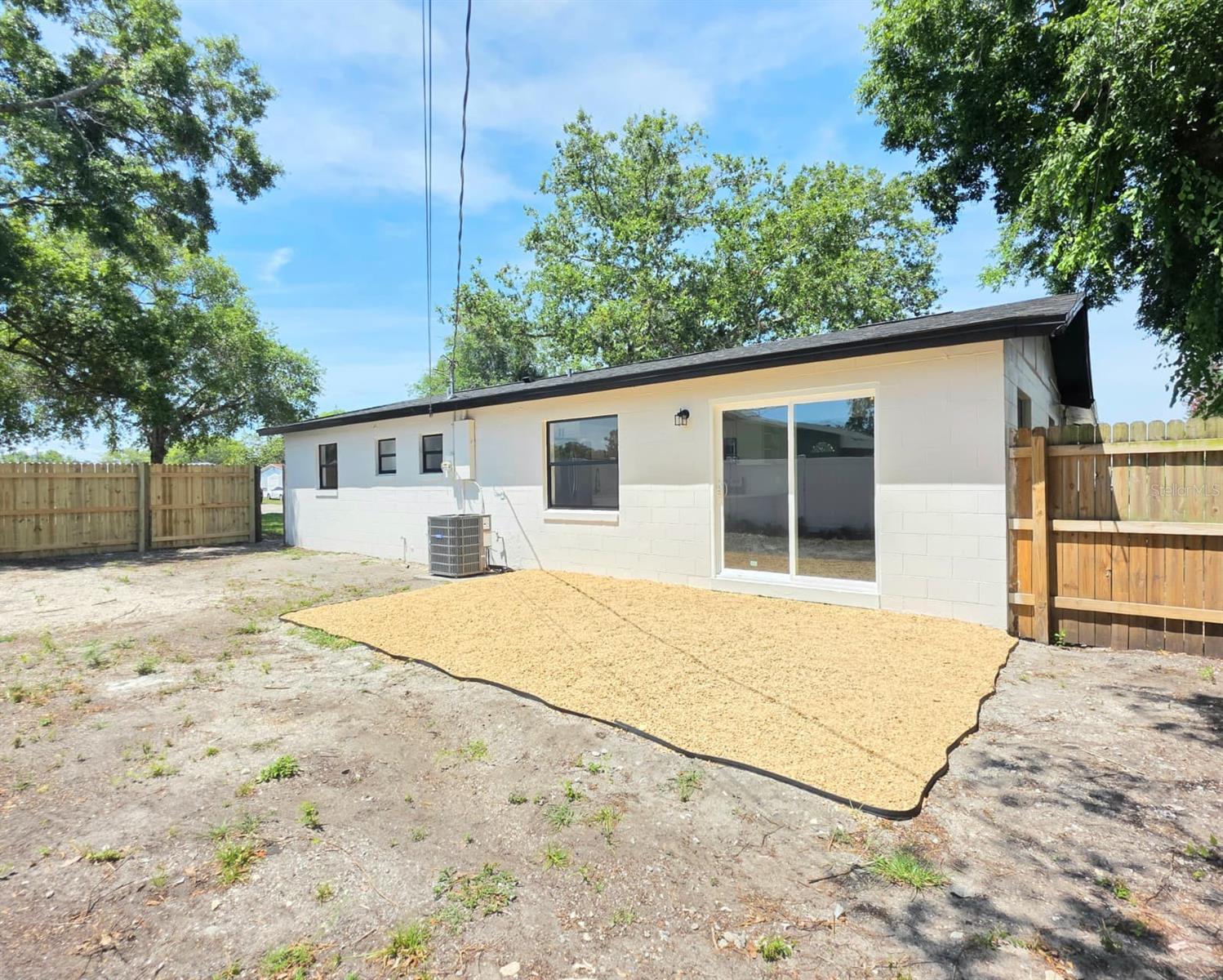 Image 25 of 27 For 1125 Pollyanna Drive