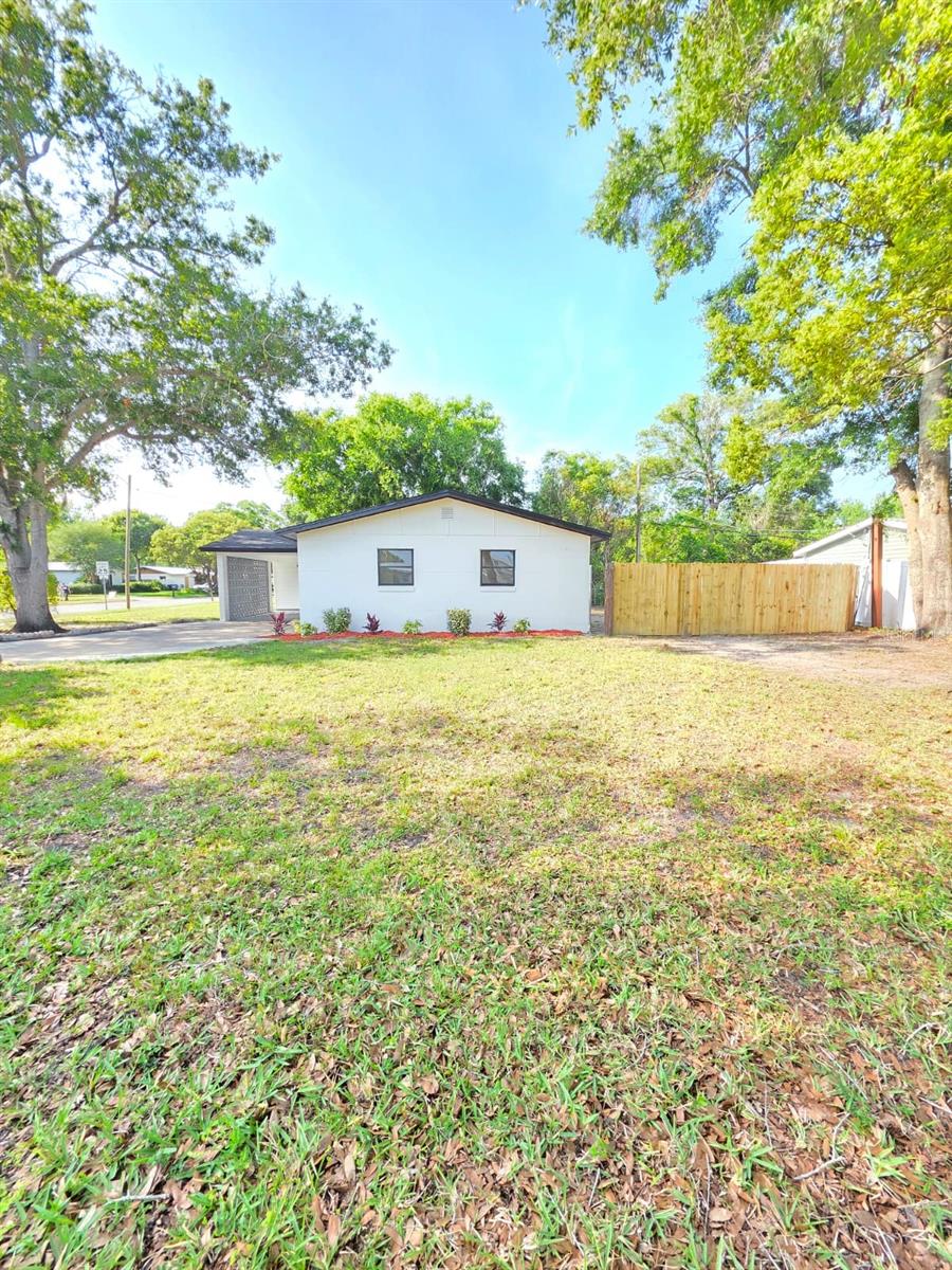 Image 27 of 27 For 1125 Pollyanna Drive