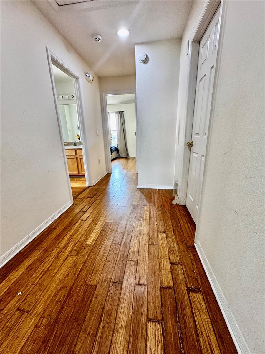 Image 20 of 26 For 2708 Prestwick Lane