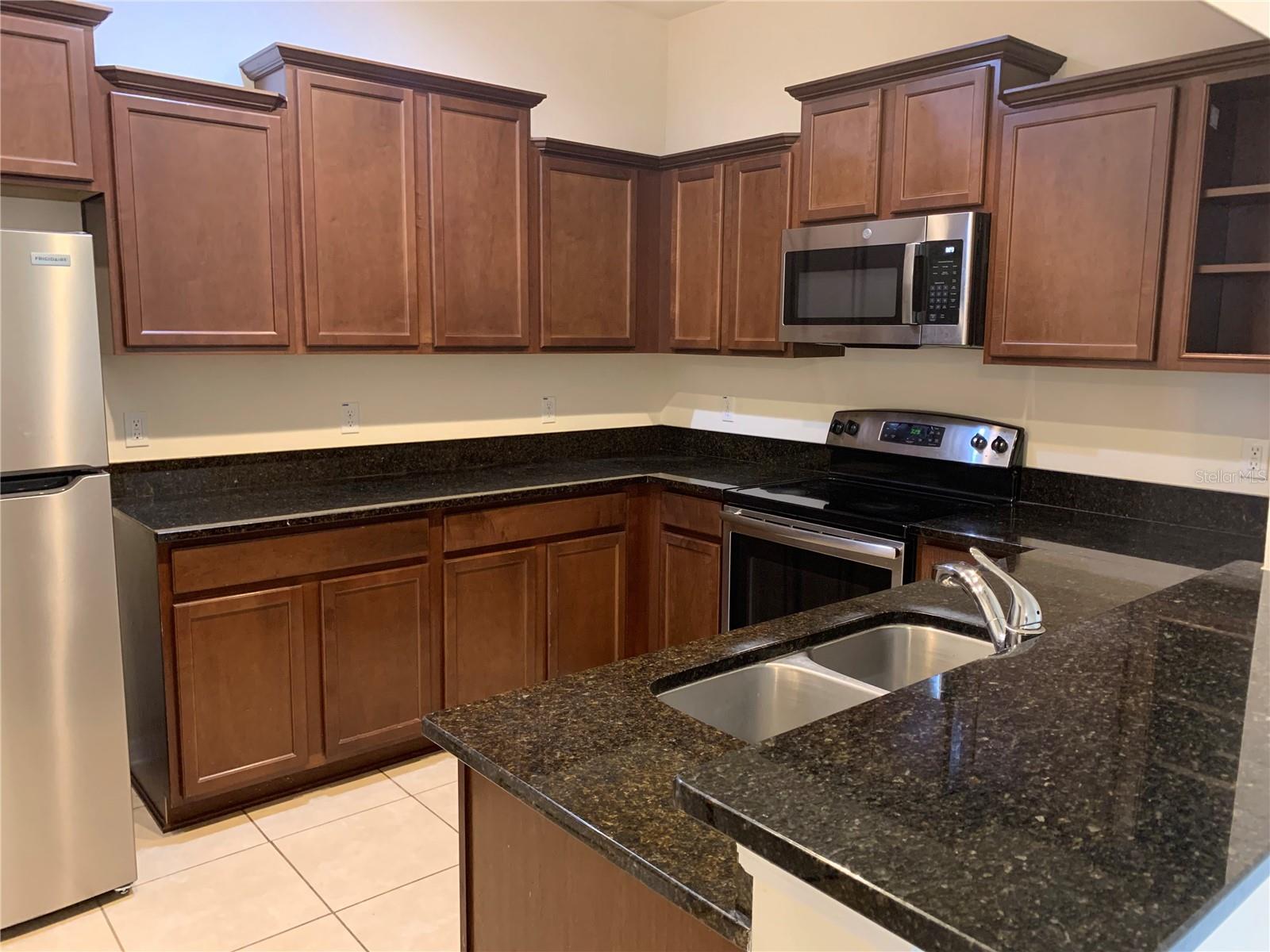 Image 4 of 31 For 8140 Serenity Springs Drive