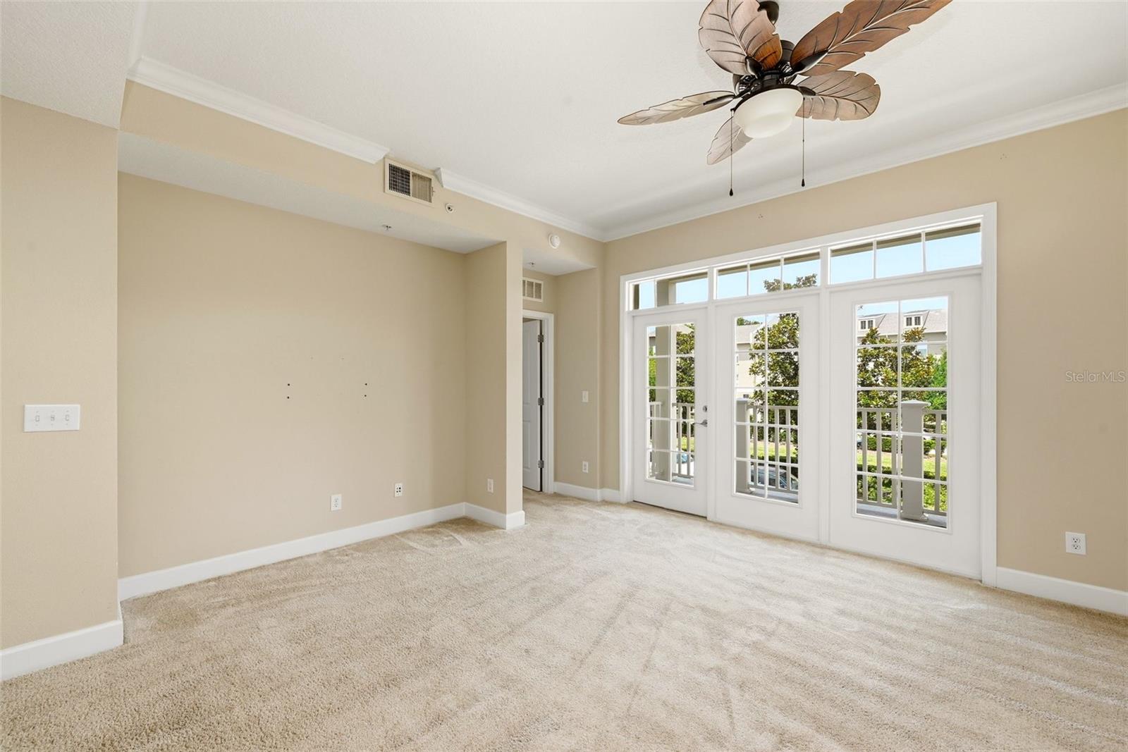 Image 21 of 41 For 1231 Wright Circle 212