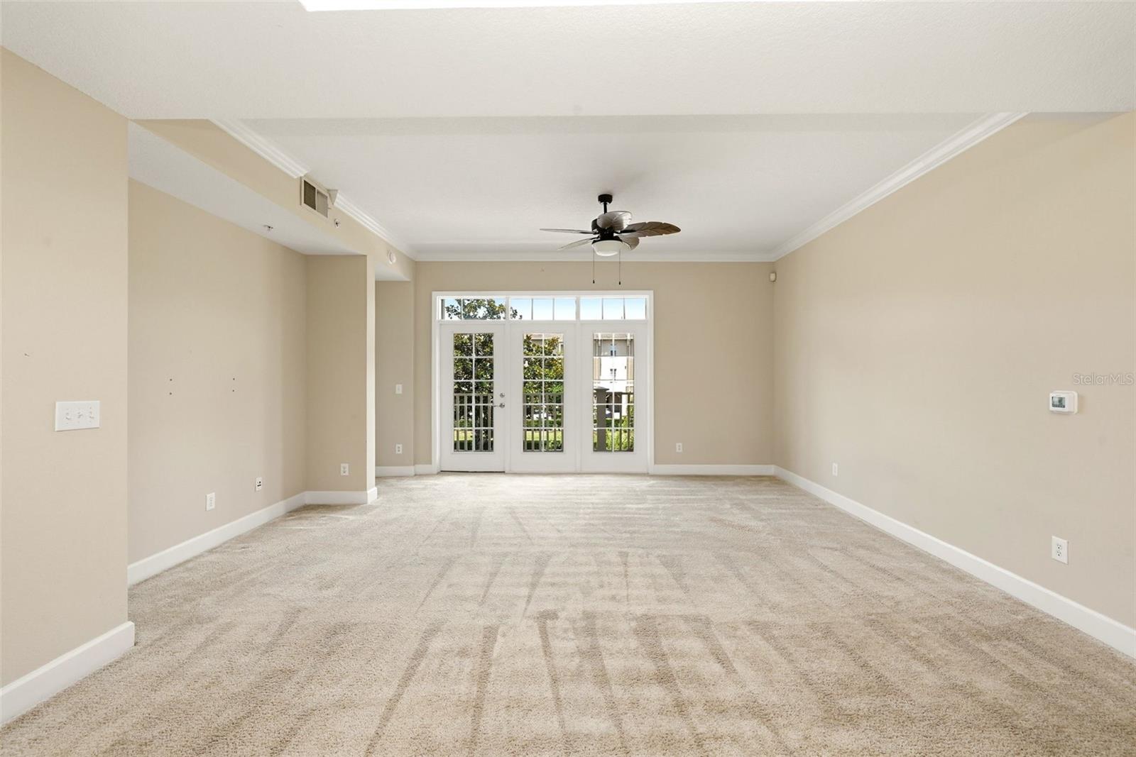 Image 32 of 41 For 1231 Wright Circle 212